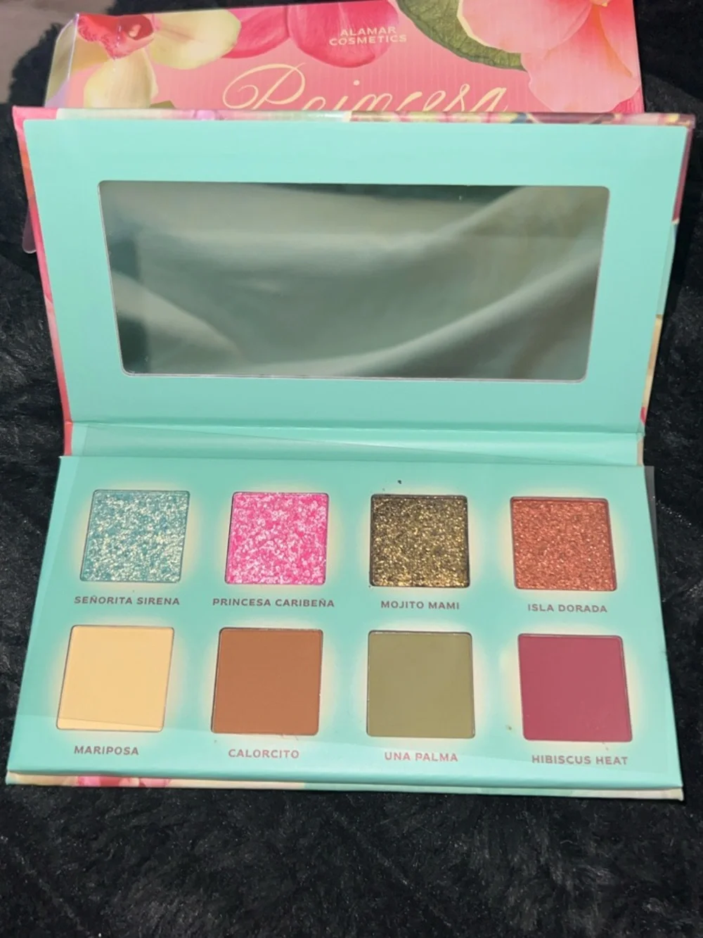 Princesa Del Caribe Eyeshadow Palette in Pink by Alamar Cosmetics